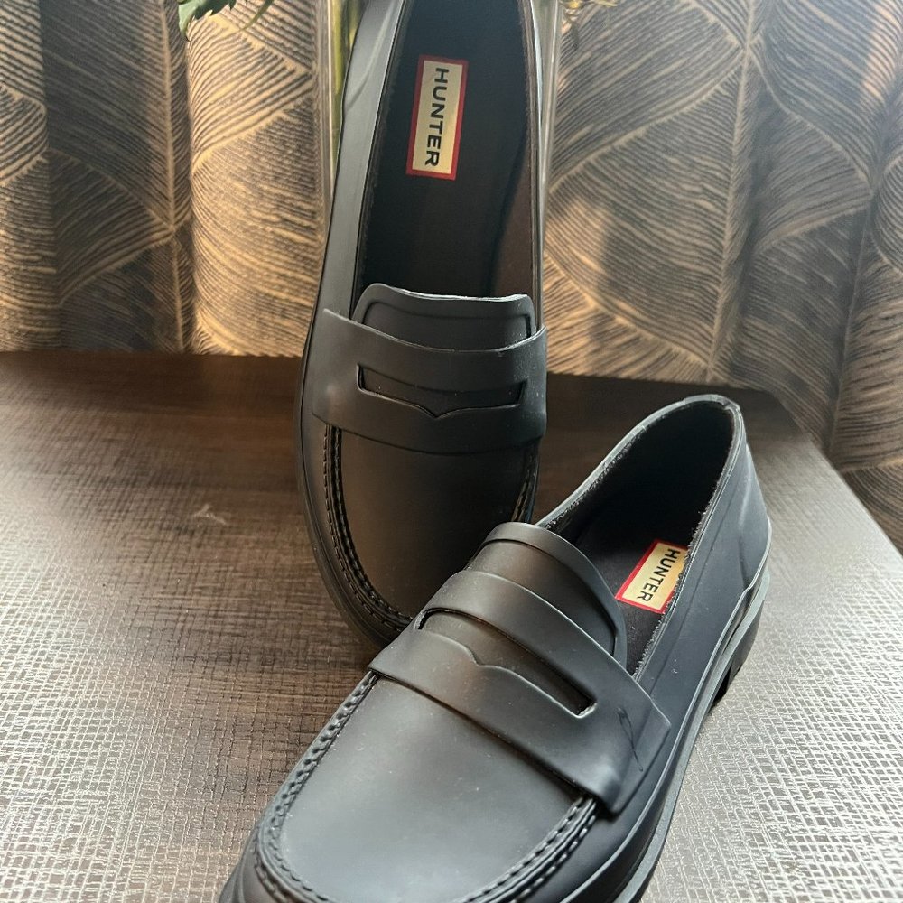 HUNTER Waterproof Rubber Penny Loafer Matte Blue NEW size 7/38